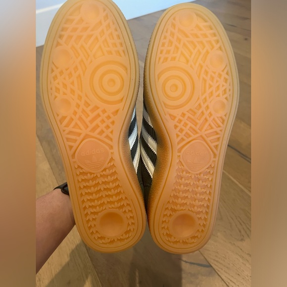 SOLD OUT | NWT | Adidas Handball Spezial | 6.5 | Mineral Green - Picture 6 of 7